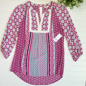 NWT CROWN & IVY Pink circle design & lace Tunic